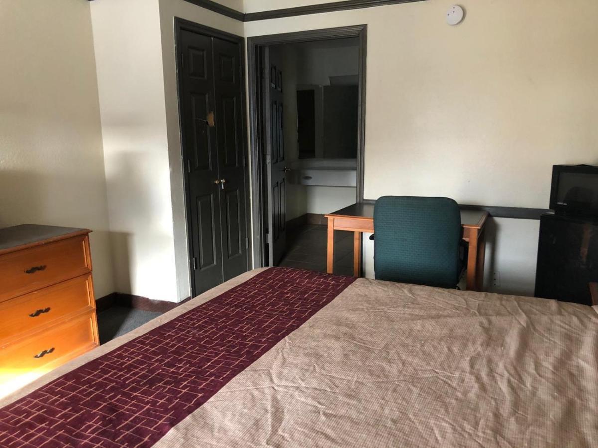 Airport Inn And Suites 圖爾薩 外观 照片